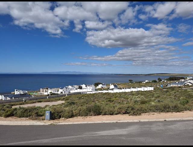 LAND FOR SALE IN ST HELENA VIEWS